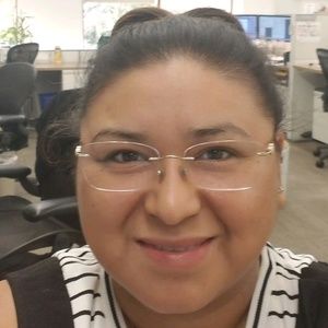 Meet your Posher, Rosy